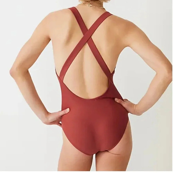J Crew Swimsuit Bathing Suit One Piece V-Neck Cross Back Red New Plus Size 22 DD - Picture 2 of 7